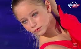 julia (2).jpg